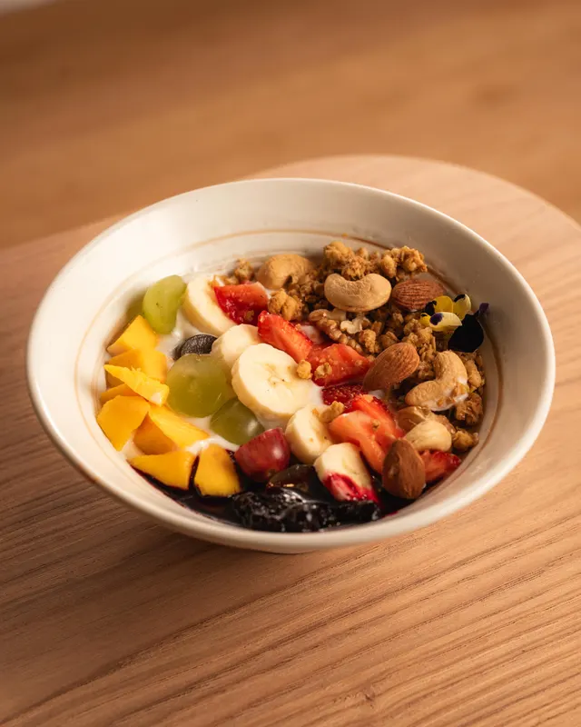 Granola bowl